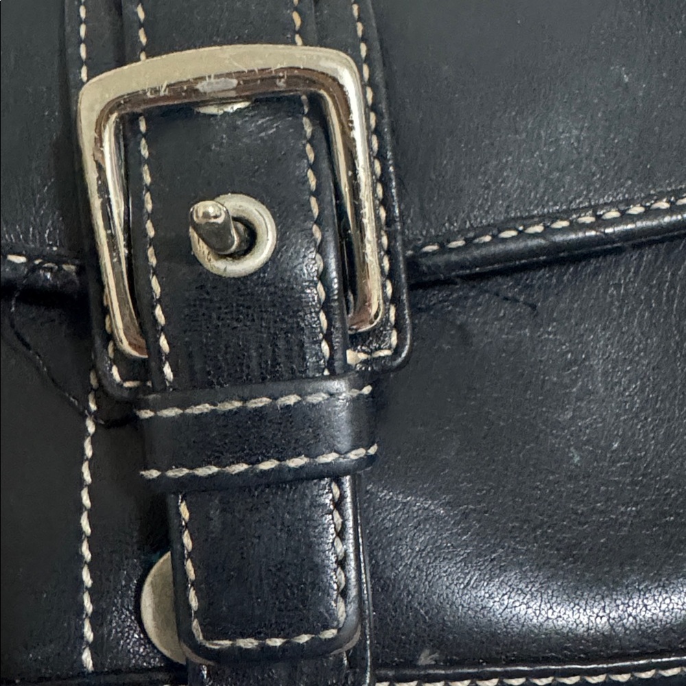 Coach Vintage Black Leather Clutch with Strap - Picture 3 of 5